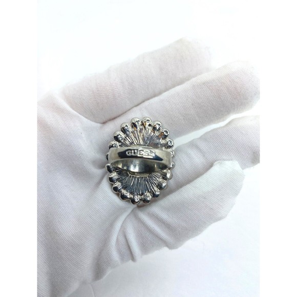 Guess Silver Ring Size7/8 COSTUME JEWELRY, Boho, Western Style - Picture 5 of 9